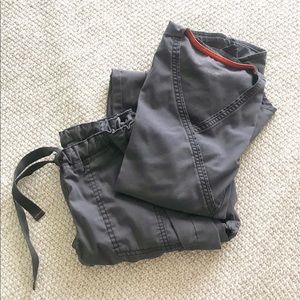 Code Happy XS Gray Scrub Set